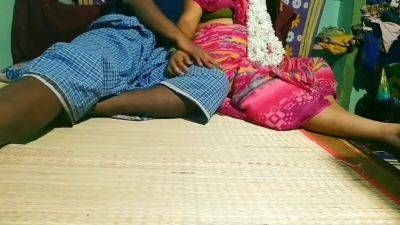 Village Boy Having Sex With Beautiful Tamil Aunty - upornia.com