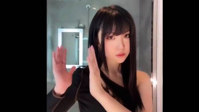AriaSaki Sexy Twitch Streamer OfflineTV Girls Video.
