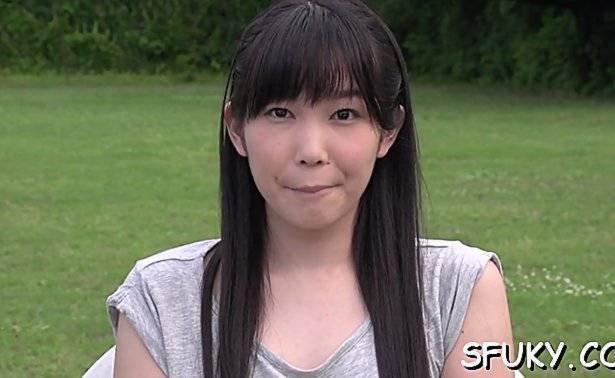 Dirty japanese yui kasugano is using her jugs - gotporn.com - Japan