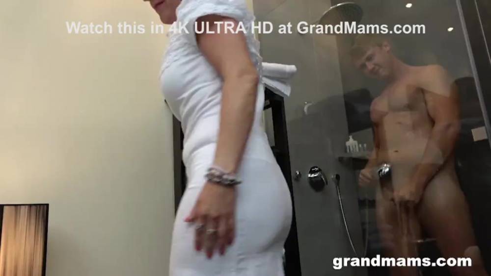 Twink's First Time with Gorgeous Grandma - tube8.com