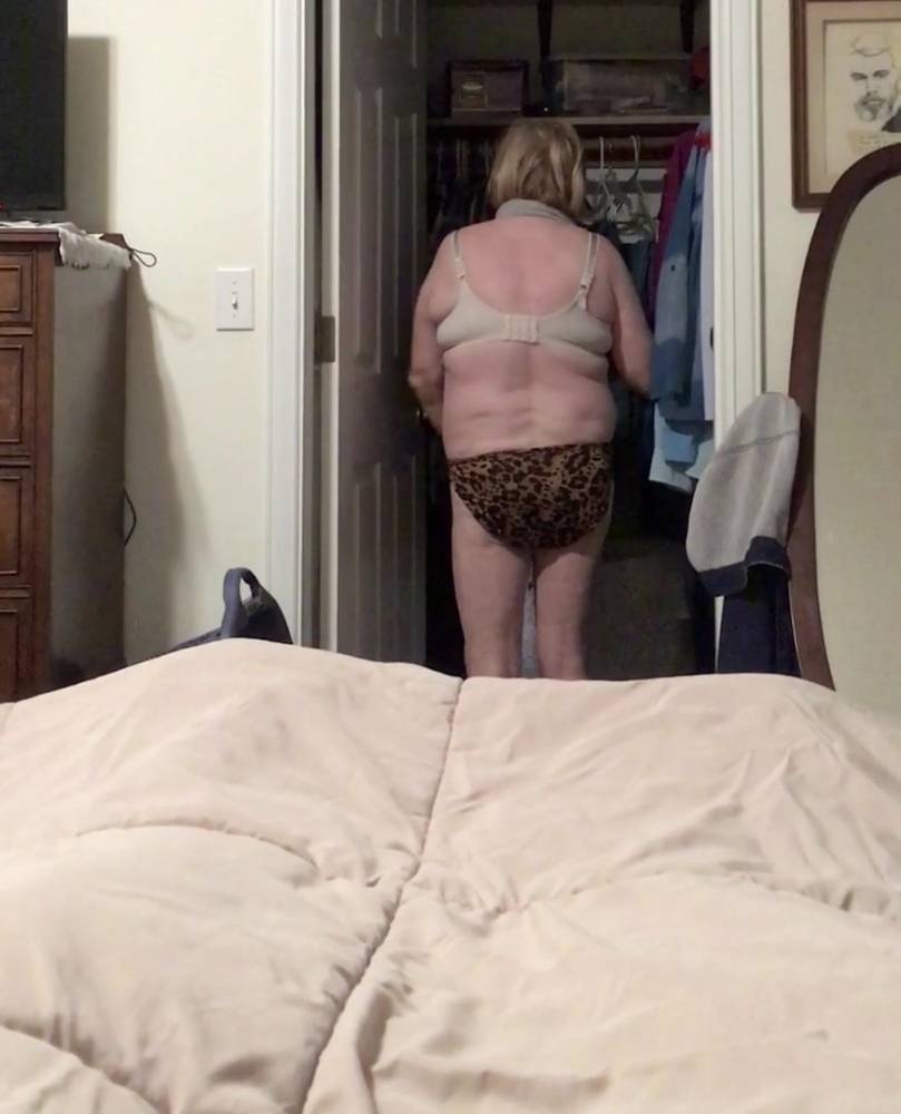Wife undressing 2 - xhamster.com