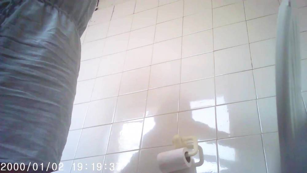 Spy toilet piss - xh.video