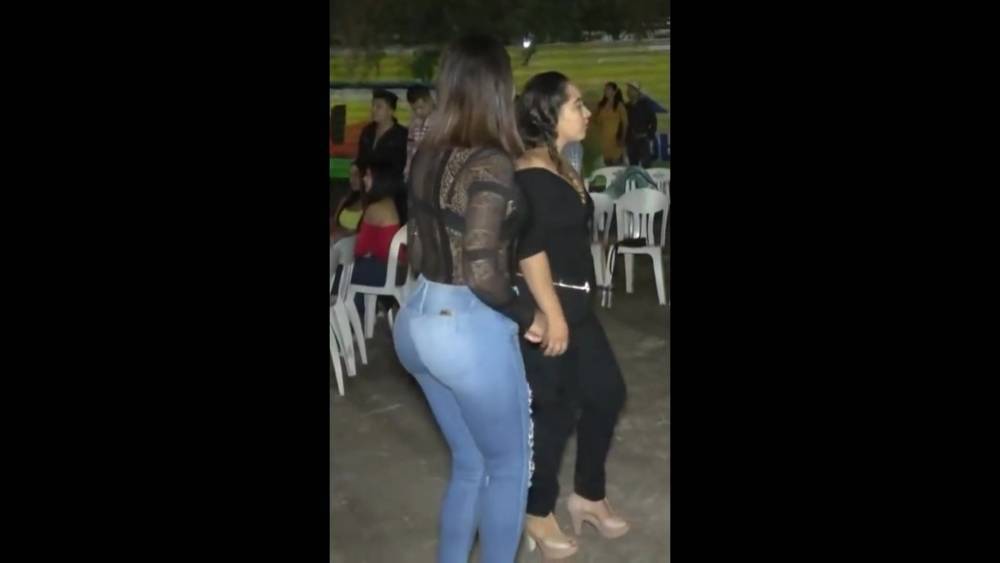 How the buttocks move - xh.video - Mexico