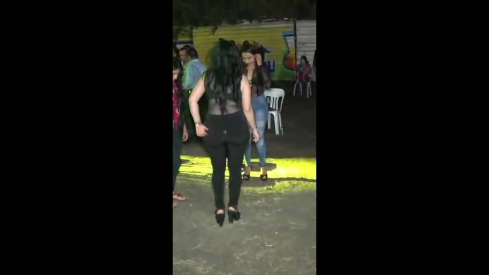 A cute babe with black lycra - xh.video - Mexico