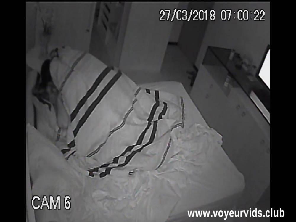 Husband and wife nice fuck on hidden camera - xh.video - Russia