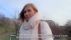 Czech student pays blonde for public sex - hdzog.com - Czech Republic