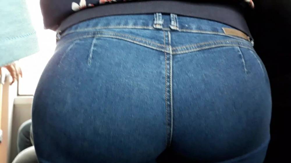 AWESOME ASS IN BLUE JEANS - PART 2 - xh.video - Usa