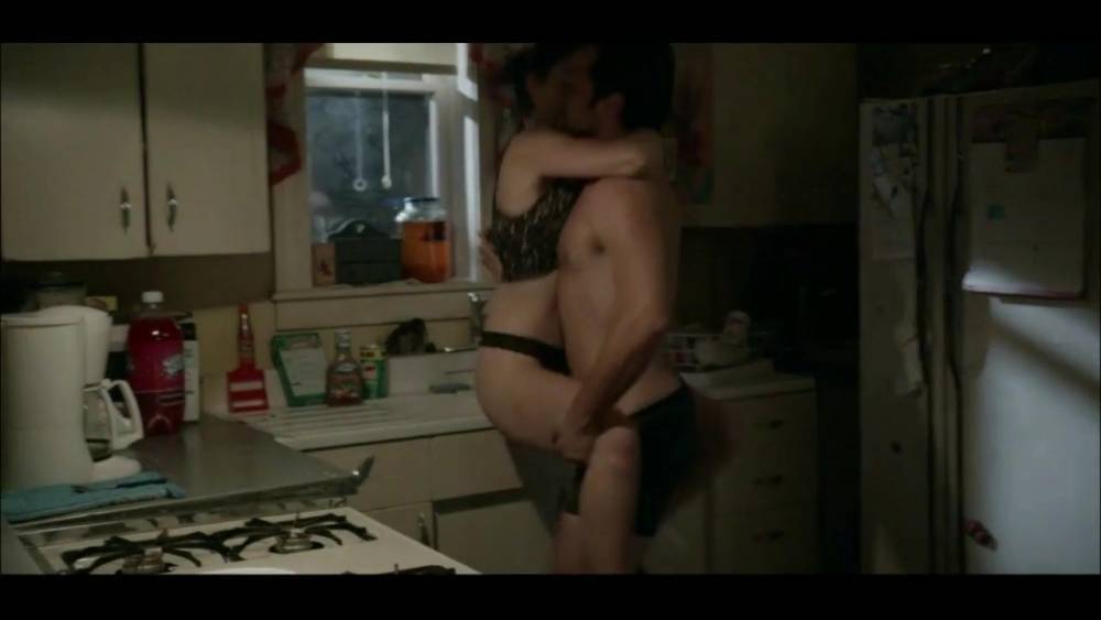 Emmy Rossum in Shameless (2011-) s05 - xh.video