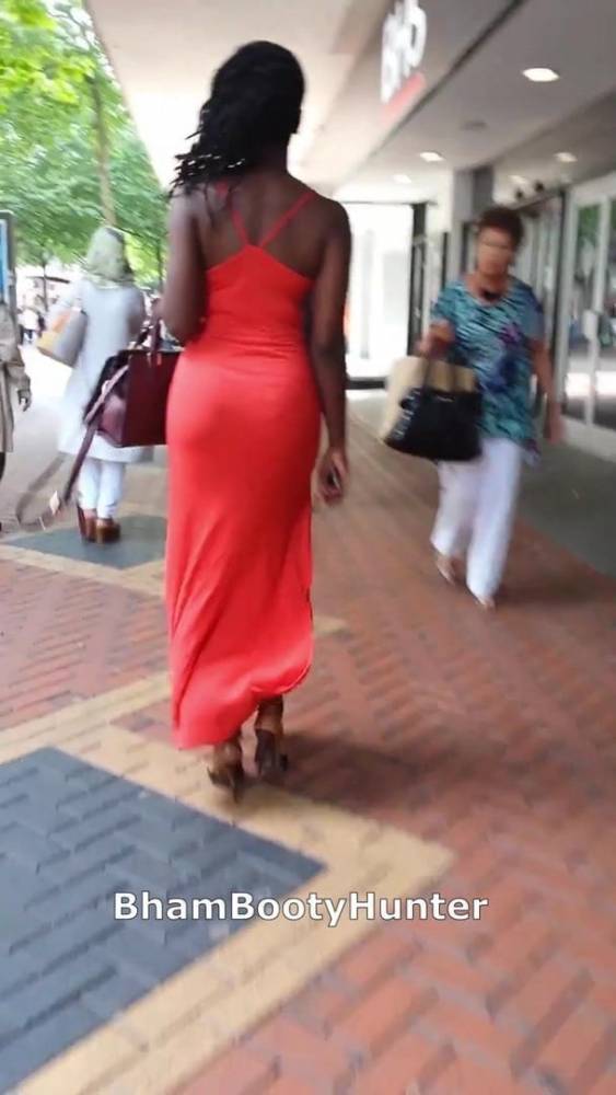 Candid Juicy British Black Booty in Red Dress - xh.video - Britain