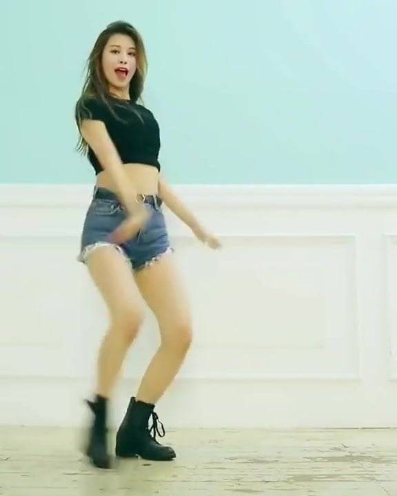 Hot girl korean dance twice song fancy - xh.video - North Korea