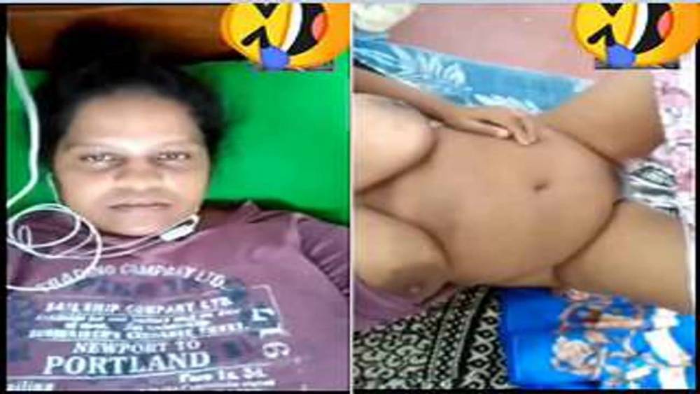 Horny desi milf showing her boobs and pussy part 3 - xh.video - India