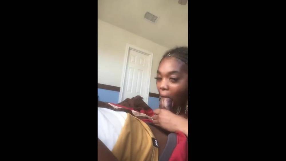 Hot ebony teen blows older black cock - xh.video