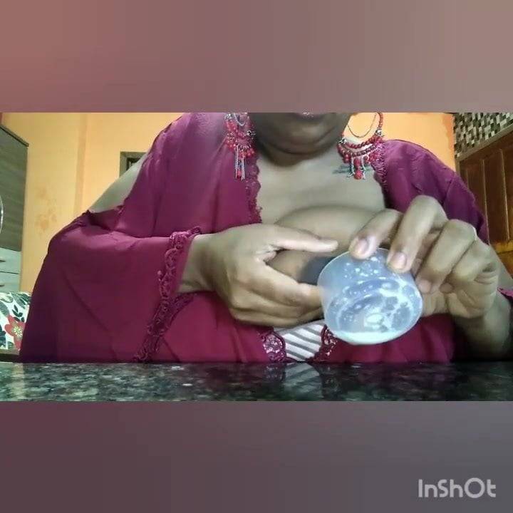 Brazilian woman squeezes milk from big tits - xh.video - Brazil