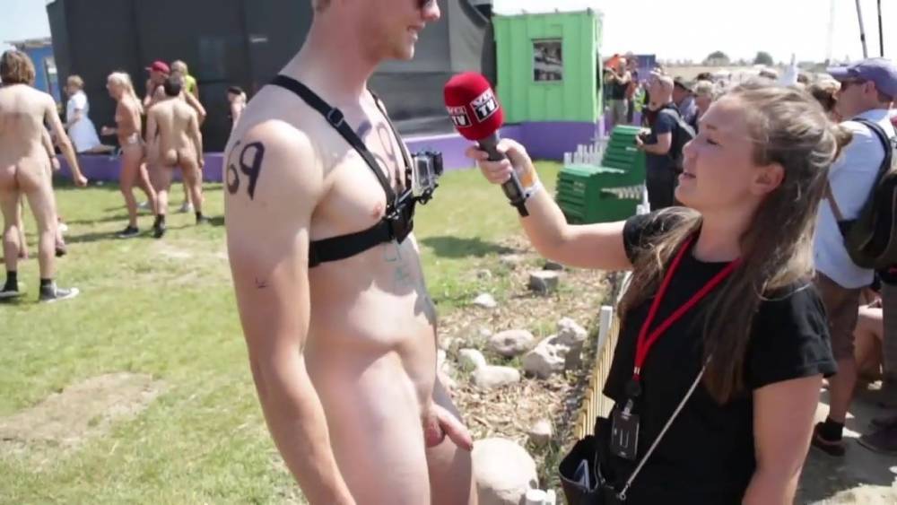 Roskilde Festival naked run 2014 - xh.video - Denmark