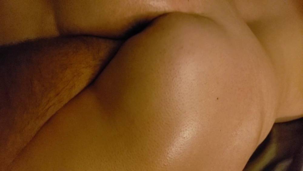 Oily2 - xh.video