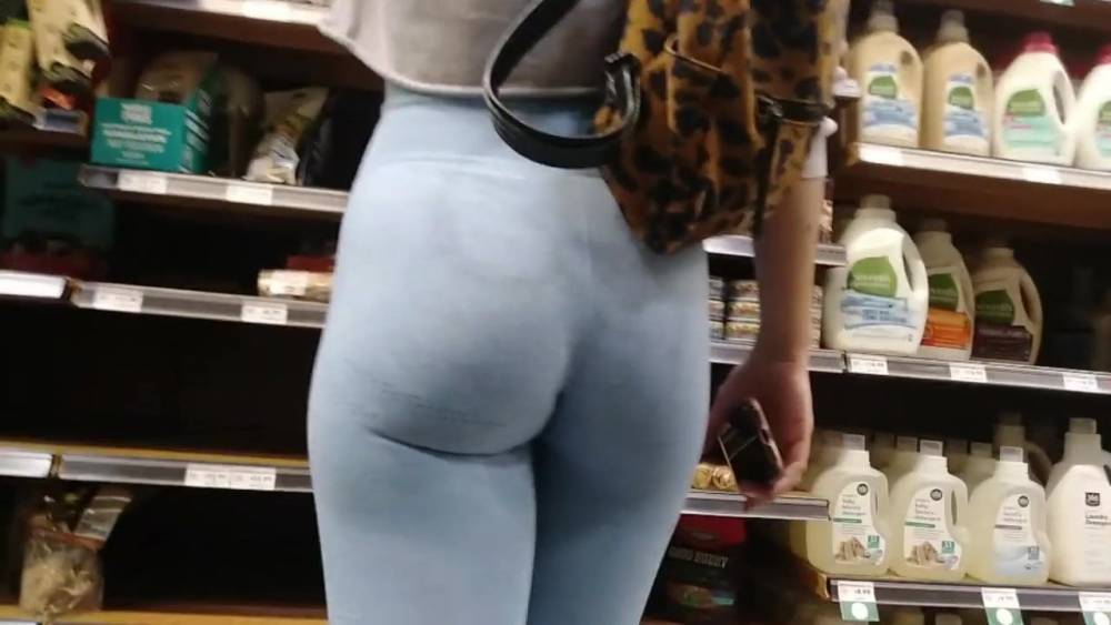 Slim Jiggly Booty PAWG wedgie - xh.video