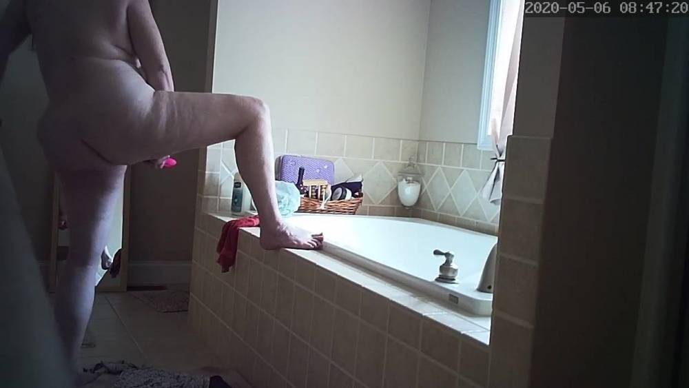 Wife before Shower Hidden Camera - xh.video - Britain