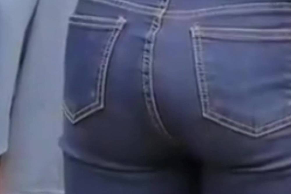 Nancy hot ass with jeans kpop girl group Momoland - xh.video