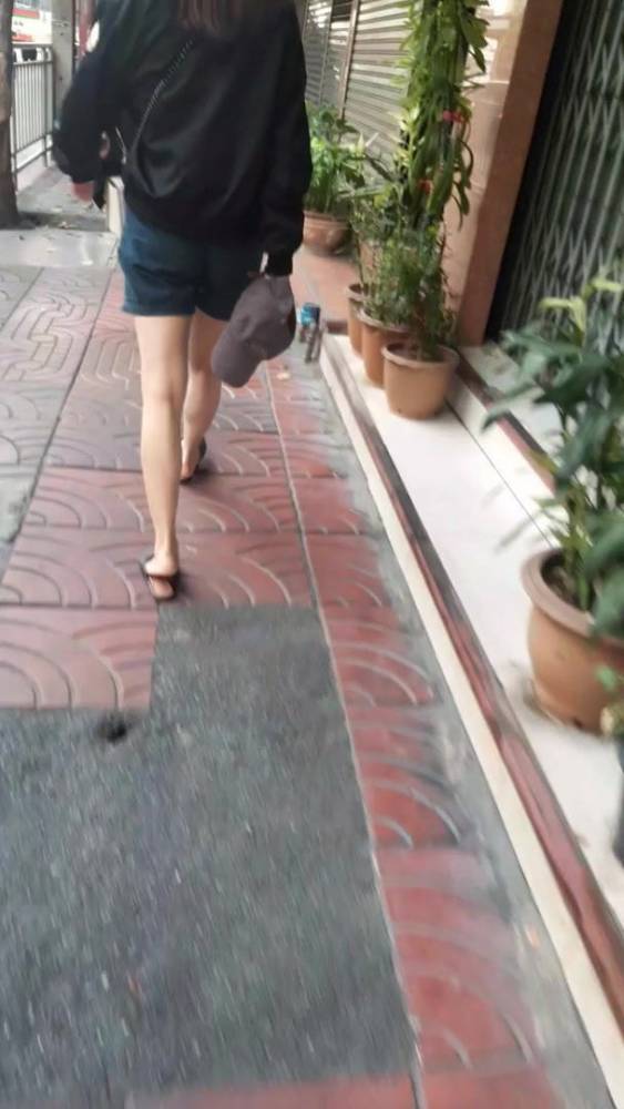 Thai sexy legs Bangkok Cum shoes 02 - xh.video - Thailand