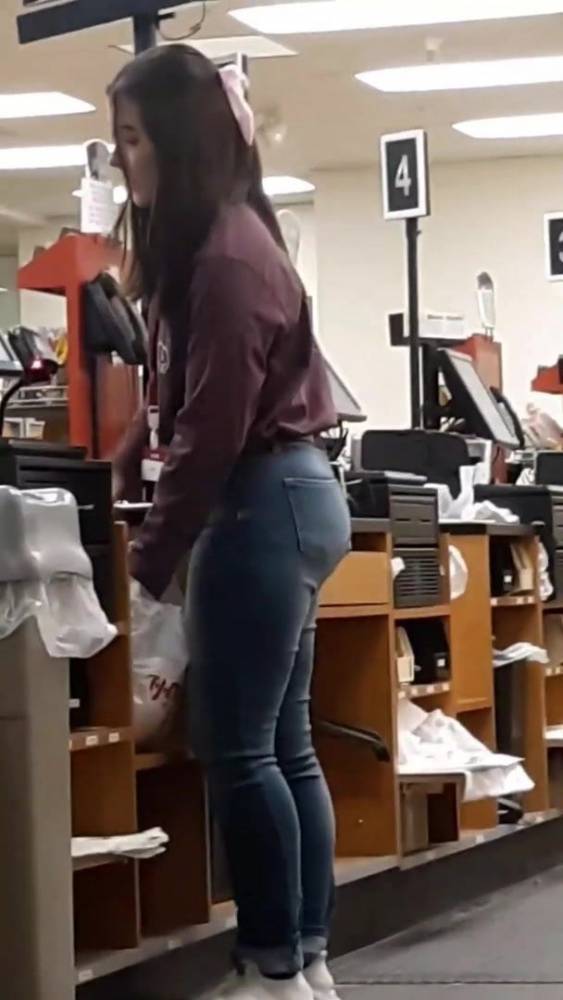 Thick Ass booty cashier - xh.video