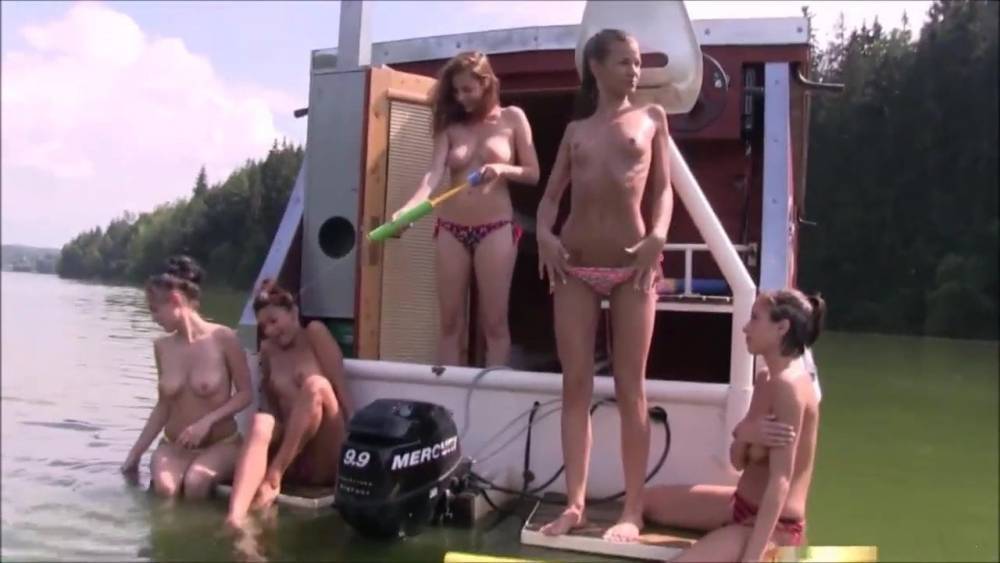 Wild And Crazy Girlfriend Vacation - xh.video