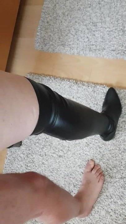 Fucking my Girlfriend in High Boots - xh.video - Germany