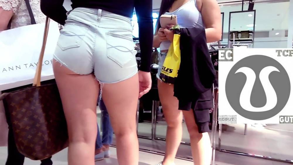 THE CANDID FORUM PERFECT ASS 1 - xh.video