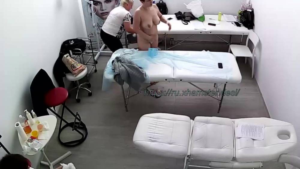 Massage of a Mature mother - xh.video