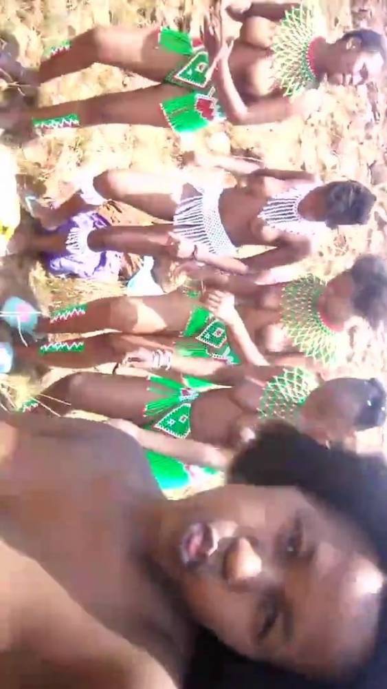 African girl takes a selfie with her busty topless friends - xh.video