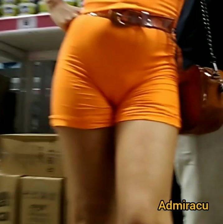 Casadinha de shortin laranja calcinha fincada Nice ass short - xh.video