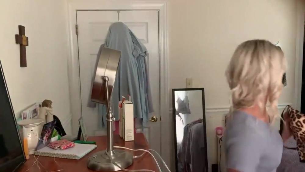 Tattooed Blonde in Bedroom-Dressing Room Spy Cam - xh.video