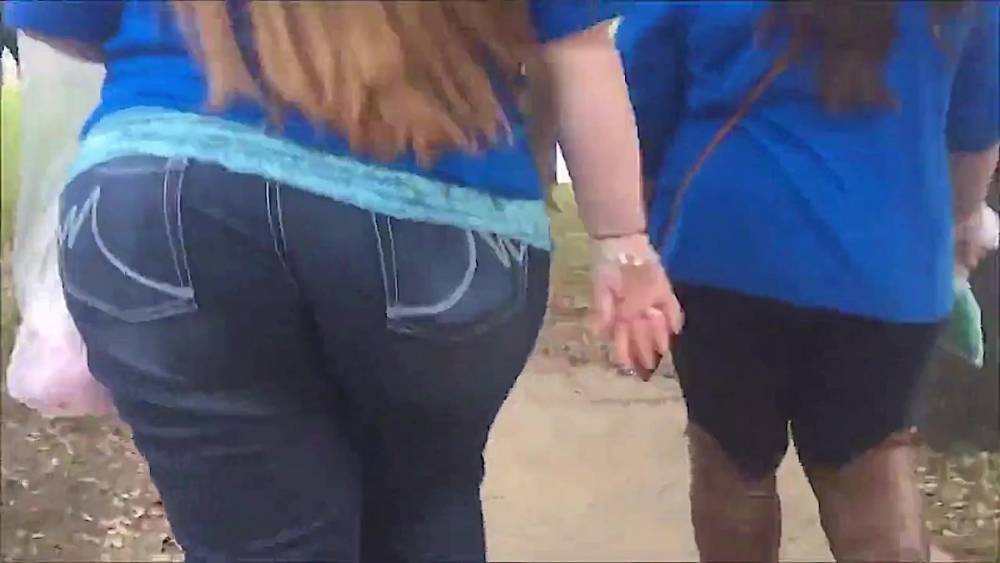 Candid Booty 32 - xh.video