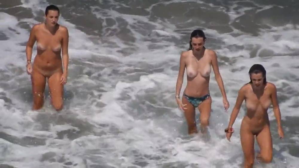 3 busty teen are naked at the beach - xh.video