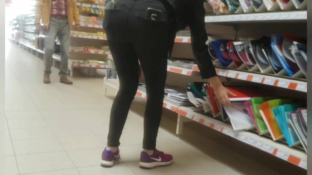Tight tiny ass in black jeans shopping pagro - xh.video - Germany
