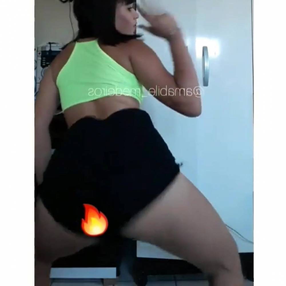 Hot girl dancing - xh.video