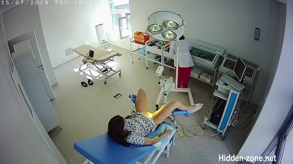 Hidden camera in the gynecological office (3) - xh.video