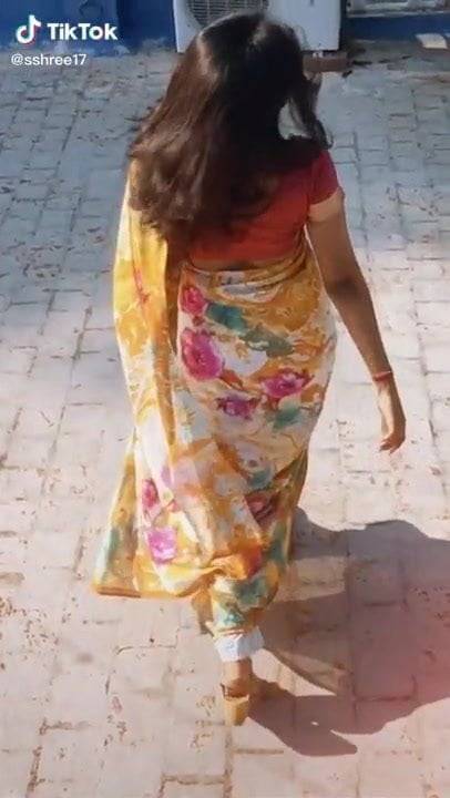 Nice saree ass wife..... - xh.video - India
