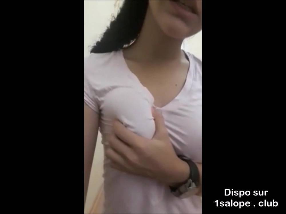 Arab girl touching her big tits - xhamster.com