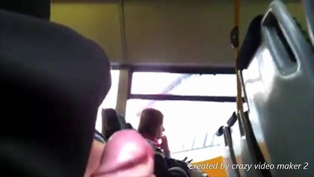 Bus Dick Flash (crazy dude) - xh.video
