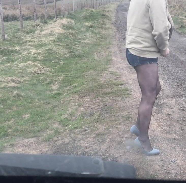 Outside in heels tight shorts and tights - xh.video