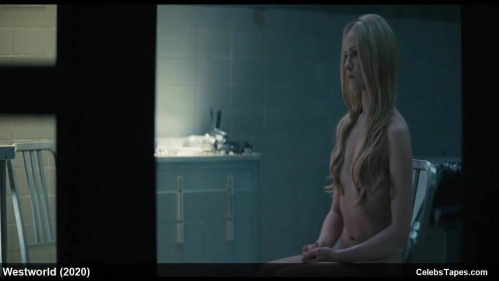 Evan Rachel Wood naked and sexy in westworld - xh.video