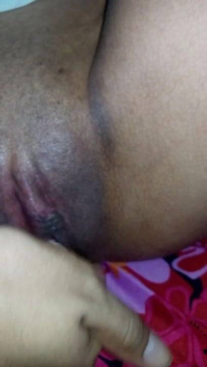 Desi kannada chikkmagaluru girl masturbation in video chat - xh.video - India