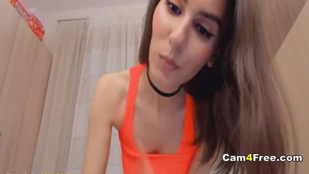 Sexy Hot Latina Babe Teasing her Viewers - pornoxo.com