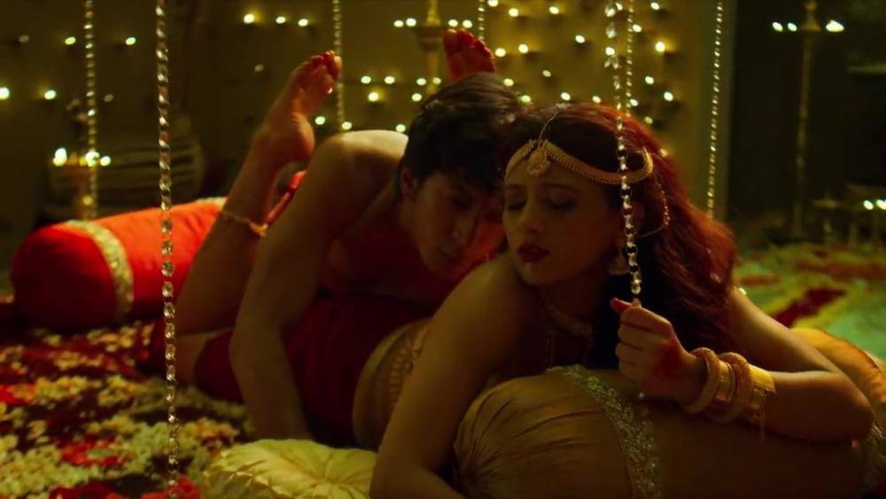 Indian Actress Isha Chabbra Hot Sex in Kamasutra Way - xh.video - India