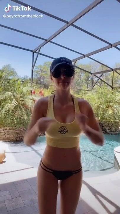 WWE - Peyton Royce dancing on TikTok - xh.video - Australia