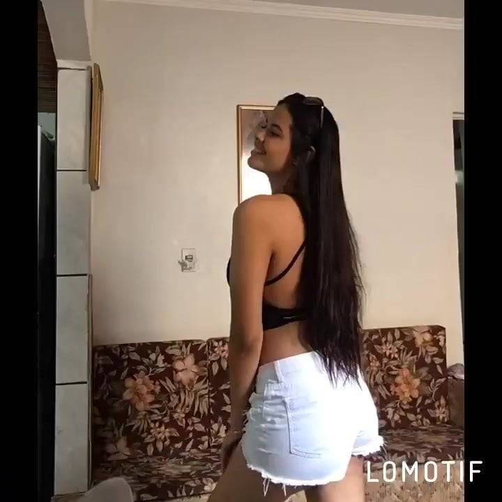Novinha gostosa de exibindo no instagram - xh.video - Brazil