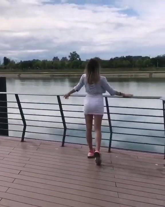 Julija Pantic sexy walk - xh.video