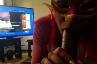 Masked Ebony Chick Swallow After Blowjob - icpvid.com