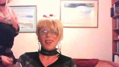 two nice clothed crossdressers in a blowjob-clip - drtuber.com