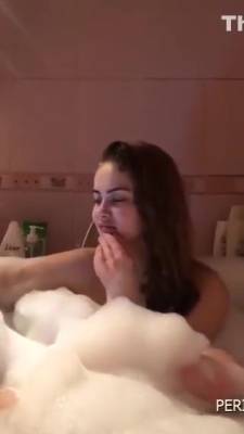 Cute Russian Taking A Bath - hclips.com - Russia